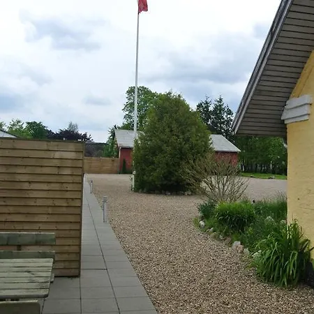 Fitting Landsbyferie شقة