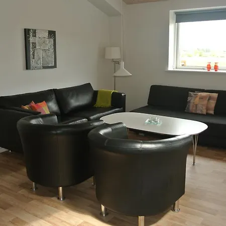 Fitting Landsbyferie شقة